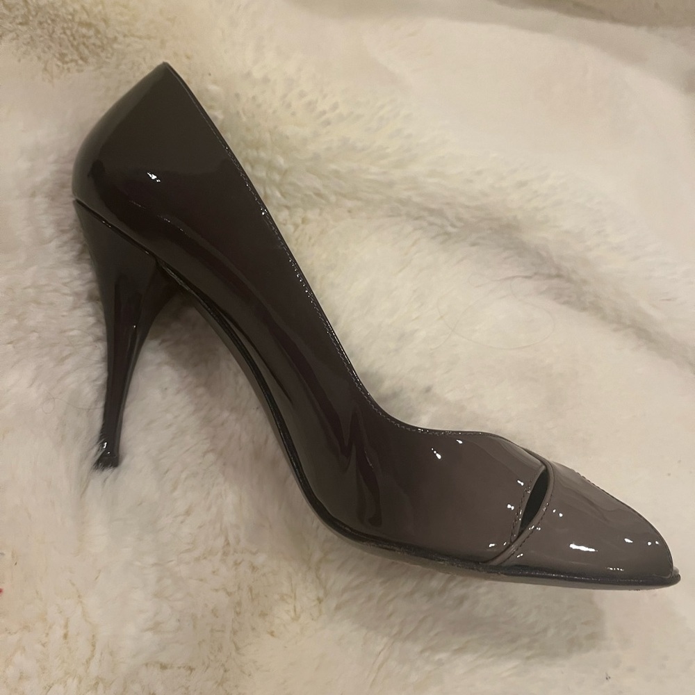 Stuart Weitzman Sashay Heel